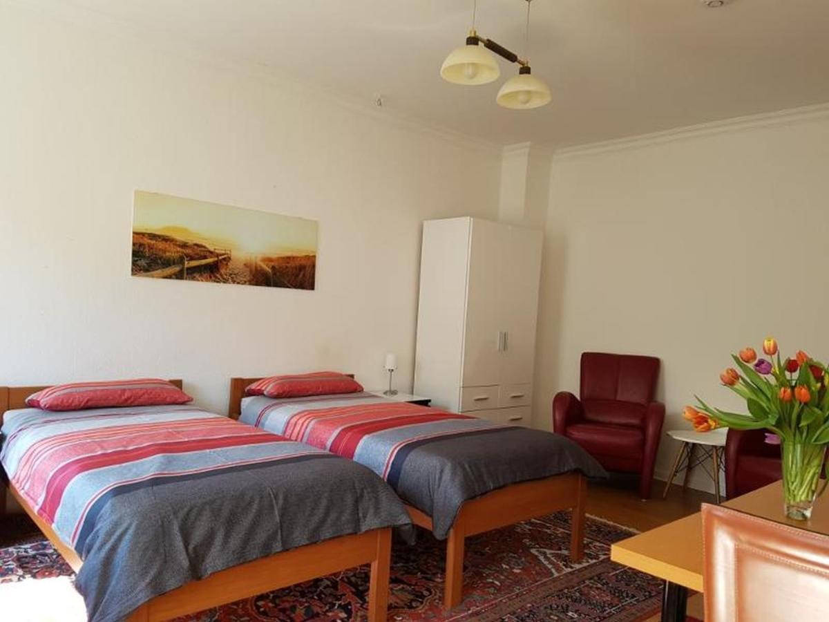 Im Zentrum City, Ruhig, Hbf- Naehe, Freie Oeffentliche Parkplaetze Appartement *